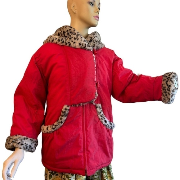 Vintage 1980s Red Puffer Jacket with Faux Fur Trim - Picture 3 of 8